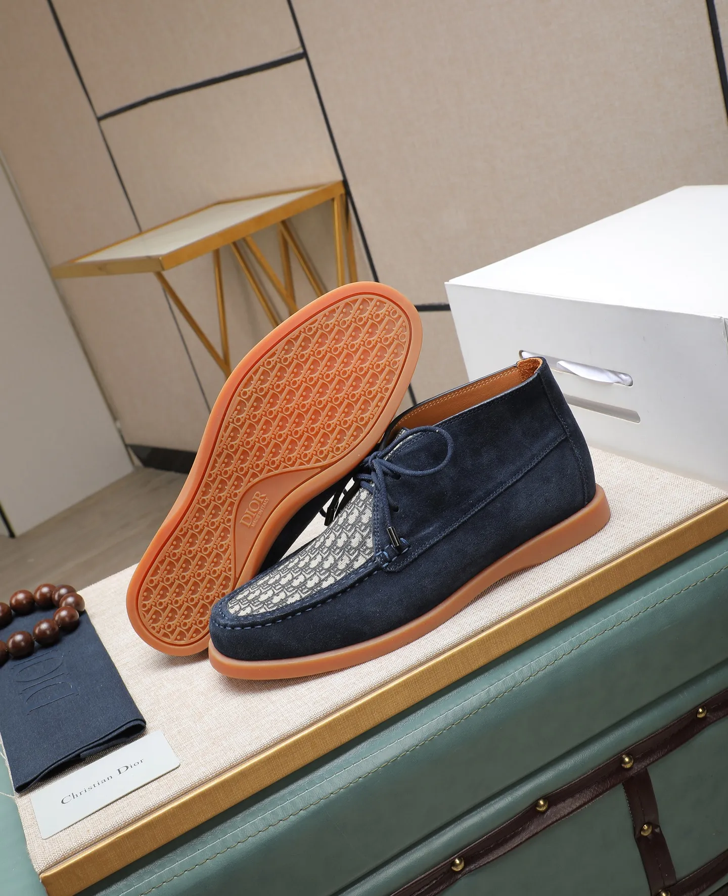 Men's shoes 💰600💰Water-dyed cow lining Original order quality Dior —🆘. Dior Original order purchase, high-end leather shoes, fabric: Made of Italian imported cowhide➕Water-dyed cow lining/cowhide lining➕Specially available original outsole, fine workmanship, real-life photos🎬Size: 38-44 (with full set of packaging)